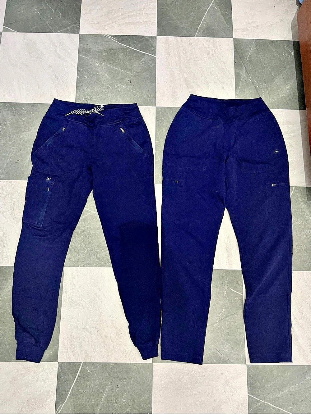 Jaanuu scrub Jogger Pants in Navy Size XS Like New